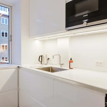 Newly Renovated In Heart Of Amager Lejlighed København